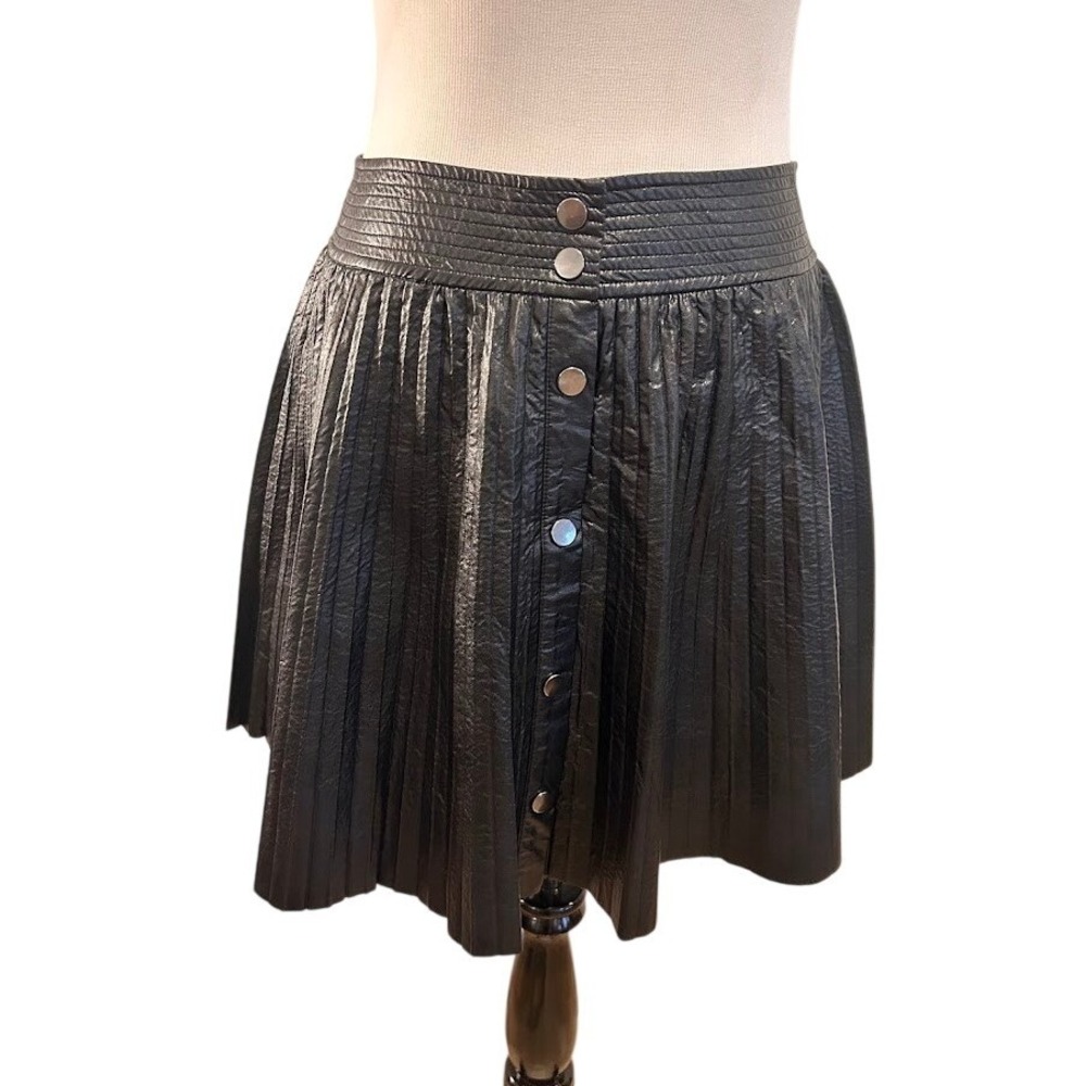 Ramy Brook Anya Black Pleated Vegan Leather Mini Skirt Snap Front Size 10